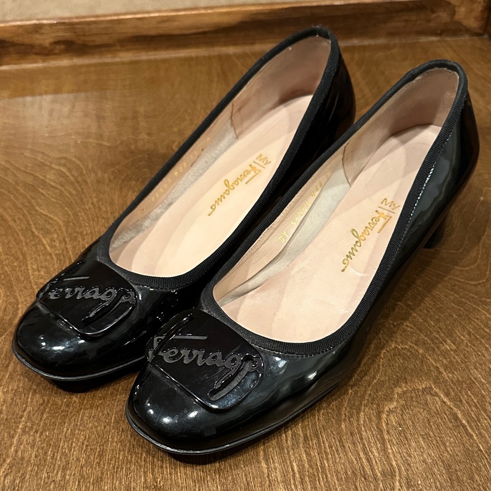 Salvatore Ferragamo Vintage Black Women's Shoes